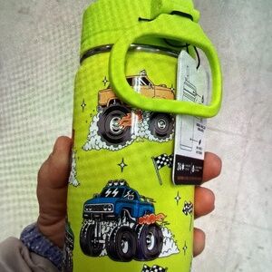 New Hydrapeak Boys Stainless Steel Water Bottle -14 oz